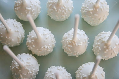 baptism-cake-pops_edited